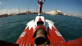 13detroit_onboard