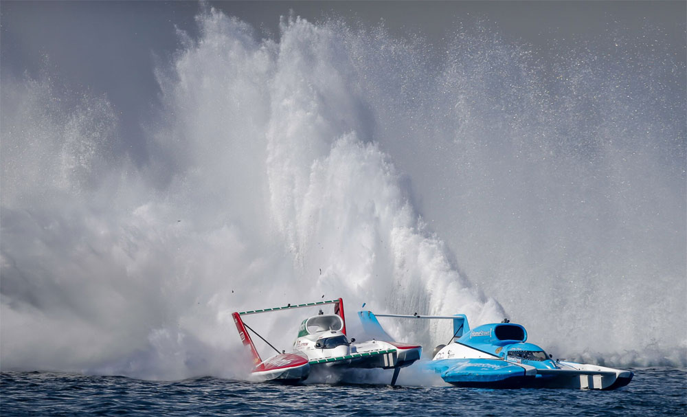 U-1`6 OH BOY! Oberto & U-1 Miss HomeStreet collide Steve Conner photo.